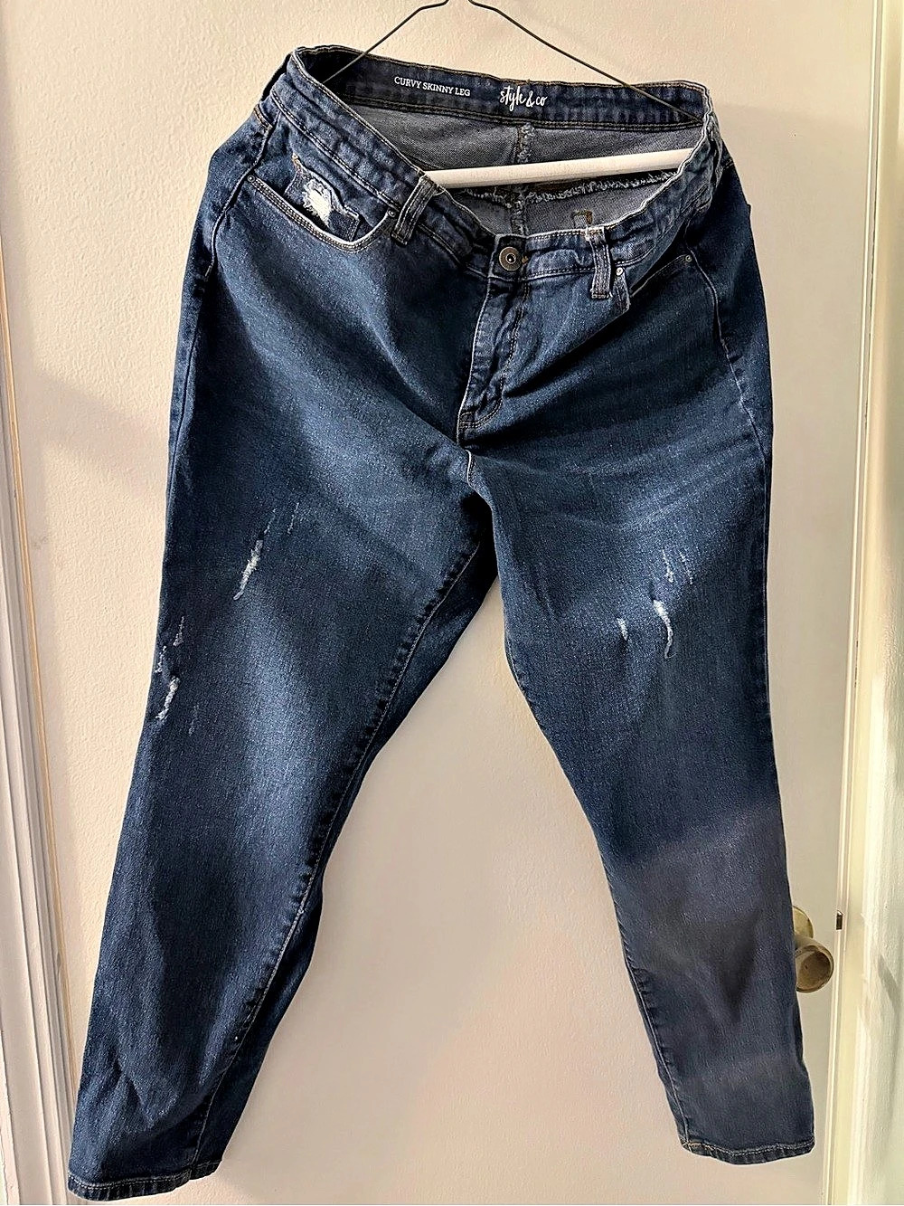 Style & Co Curvy Skinny Leg Jeans in Blue Waist 14S